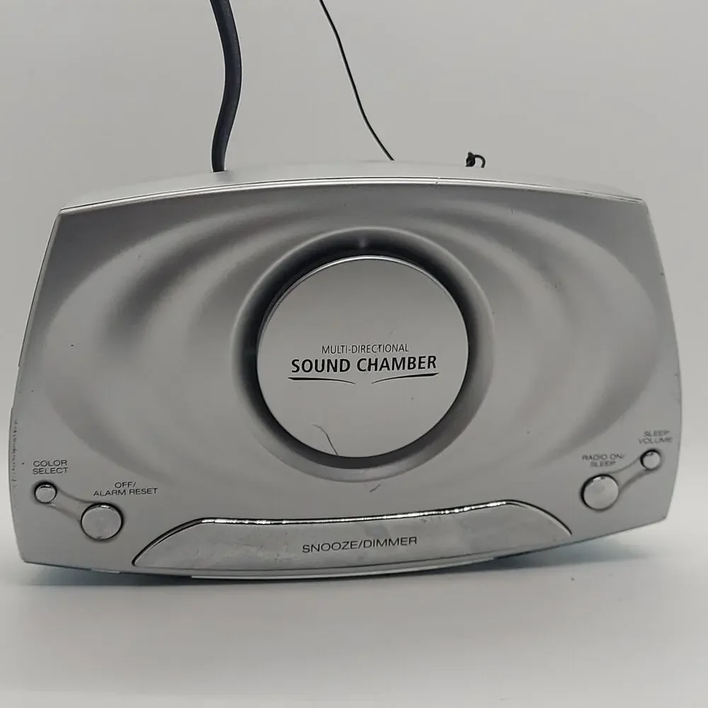 Timex T439S Dual Alarm Clock Radio Multi-Direction Sound Chamber AM/FM MP3
